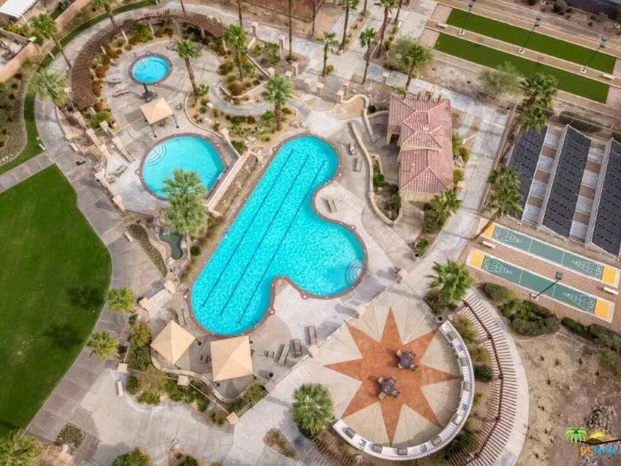 Desert Breezes Resort Palm Desert Exterior foto