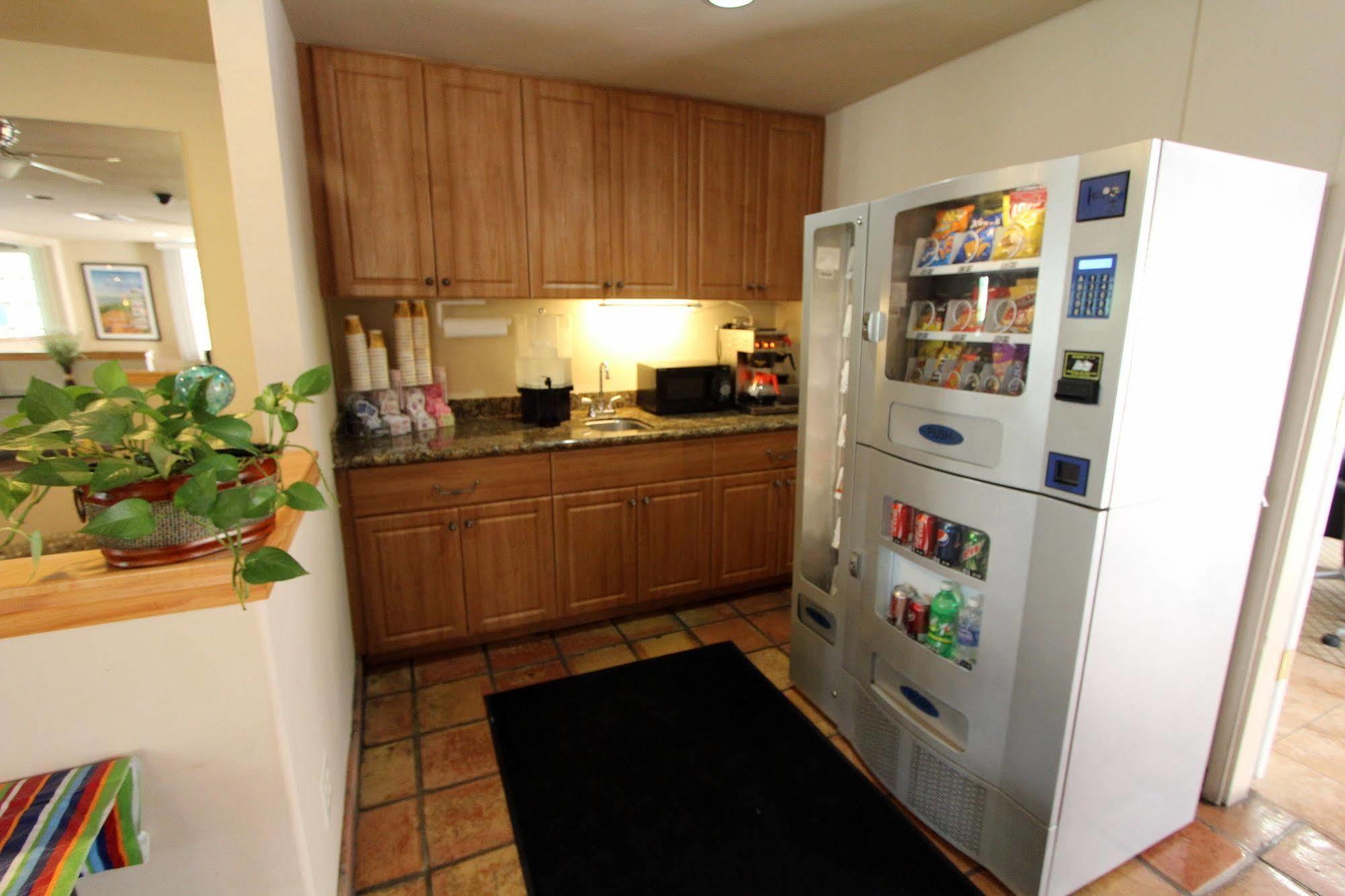 Desert Breezes Resort Palm Desert Exterior foto